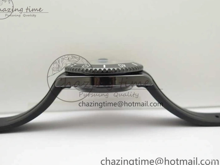 5GF Black Black Best SA3135 Cream Ceramic Dial Submariner on 40mm Strap Rubber Edition 1224